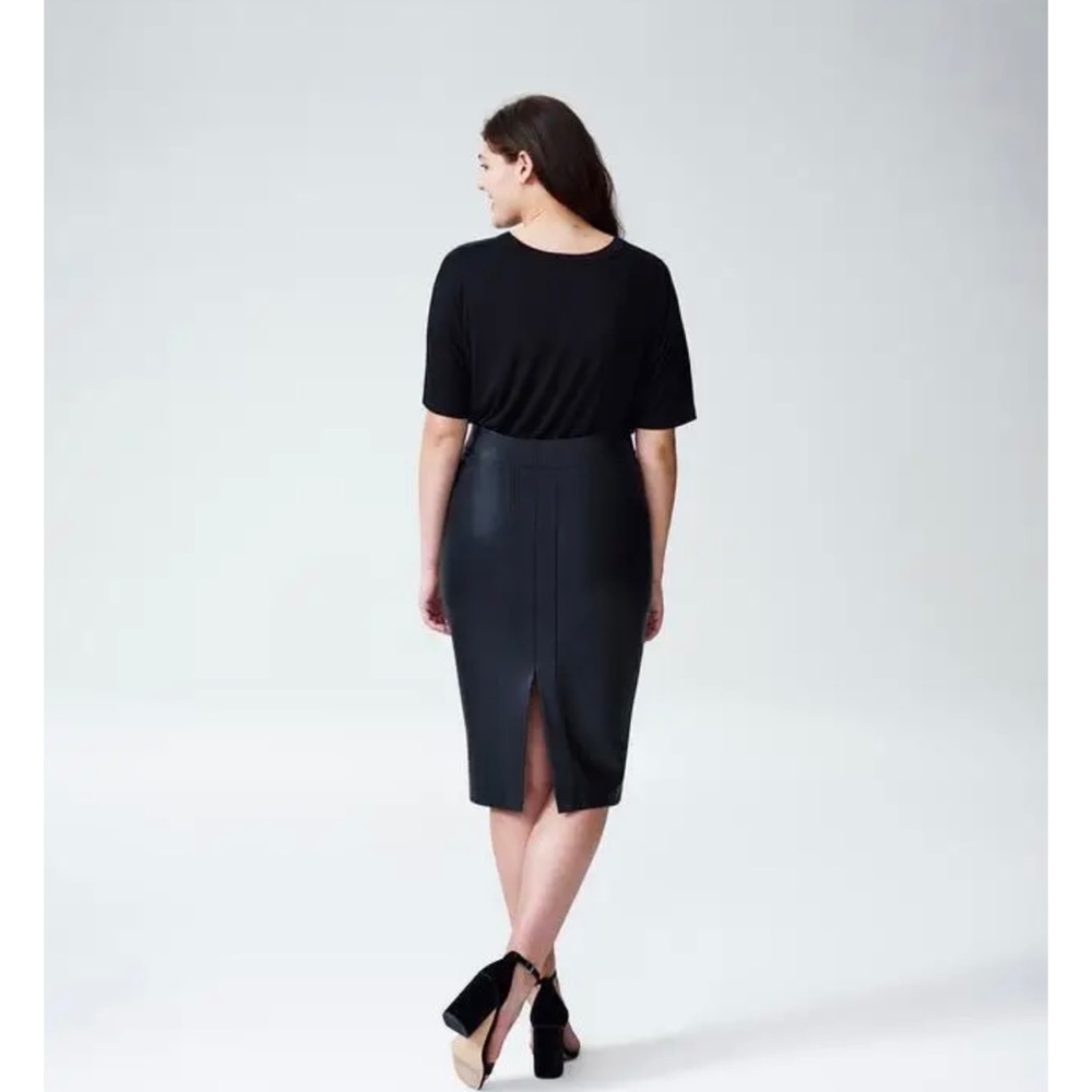 Vegan Leather Pencil Skirt | Universal Standard 14